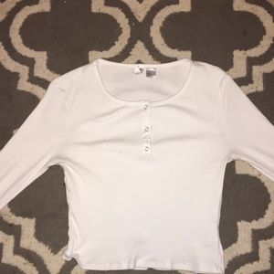 Cute white crop top from H&M